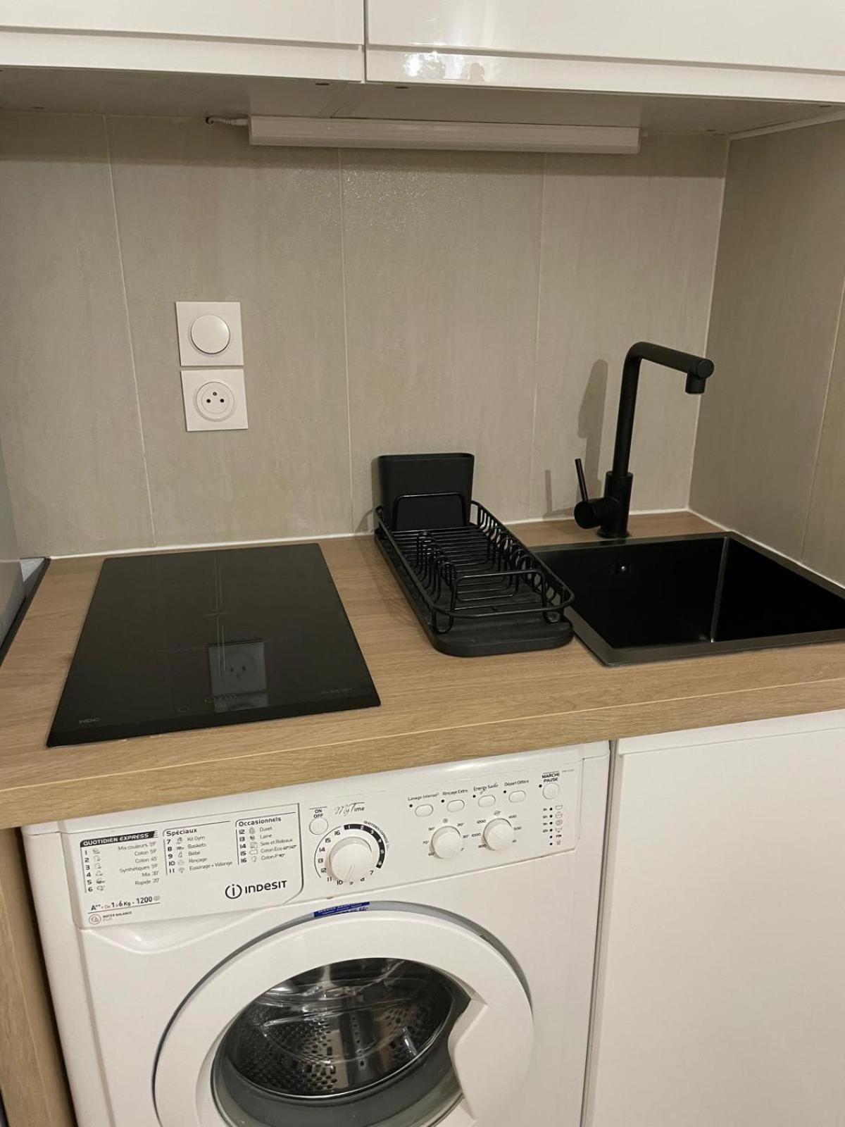 סאן-לורן-דו-ואר 06U - Beautiful Studio In Residence - Swimming Pool And Tennis Court מראה חיצוני תמונה