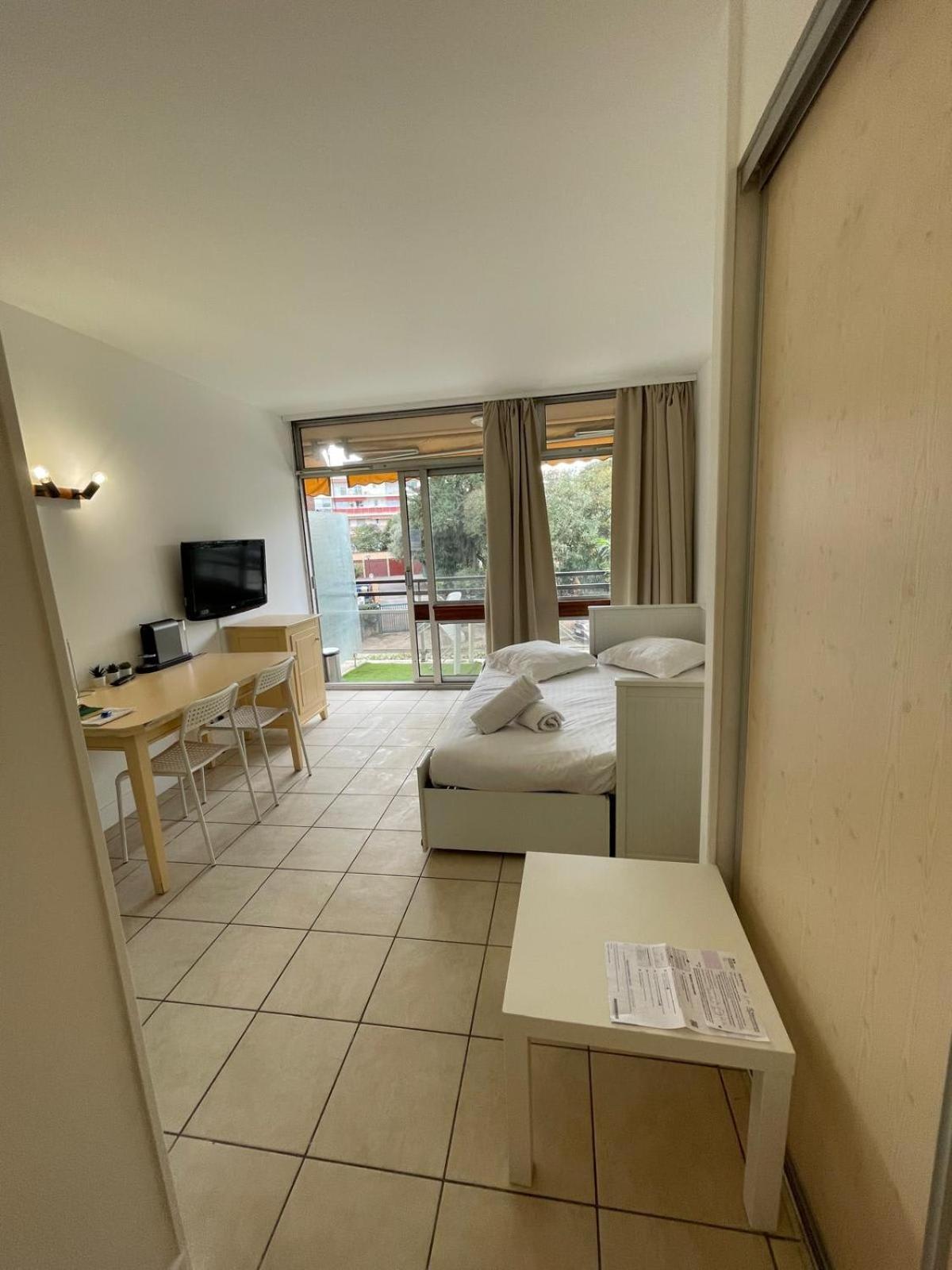 סאן-לורן-דו-ואר 06U - Beautiful Studio In Residence - Swimming Pool And Tennis Court מראה חיצוני תמונה